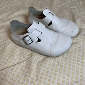 White Vintage 90s Birkenstocks
